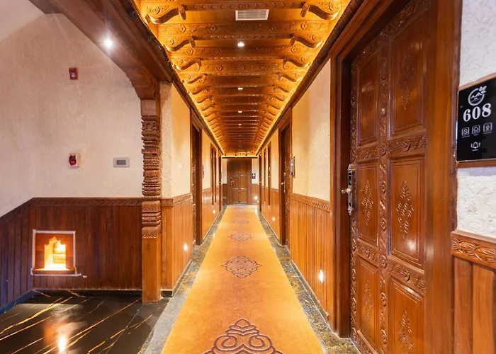 Aarya And - Eternal Heritage Hotel 5*